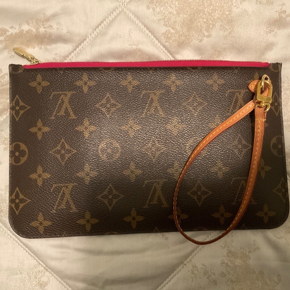 Louis Vuitton Wristlet - Picture 1 of 7